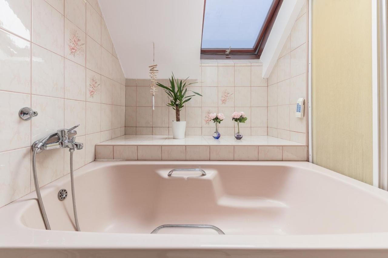 Apartma Lea Slovenj Gradec Esterno foto