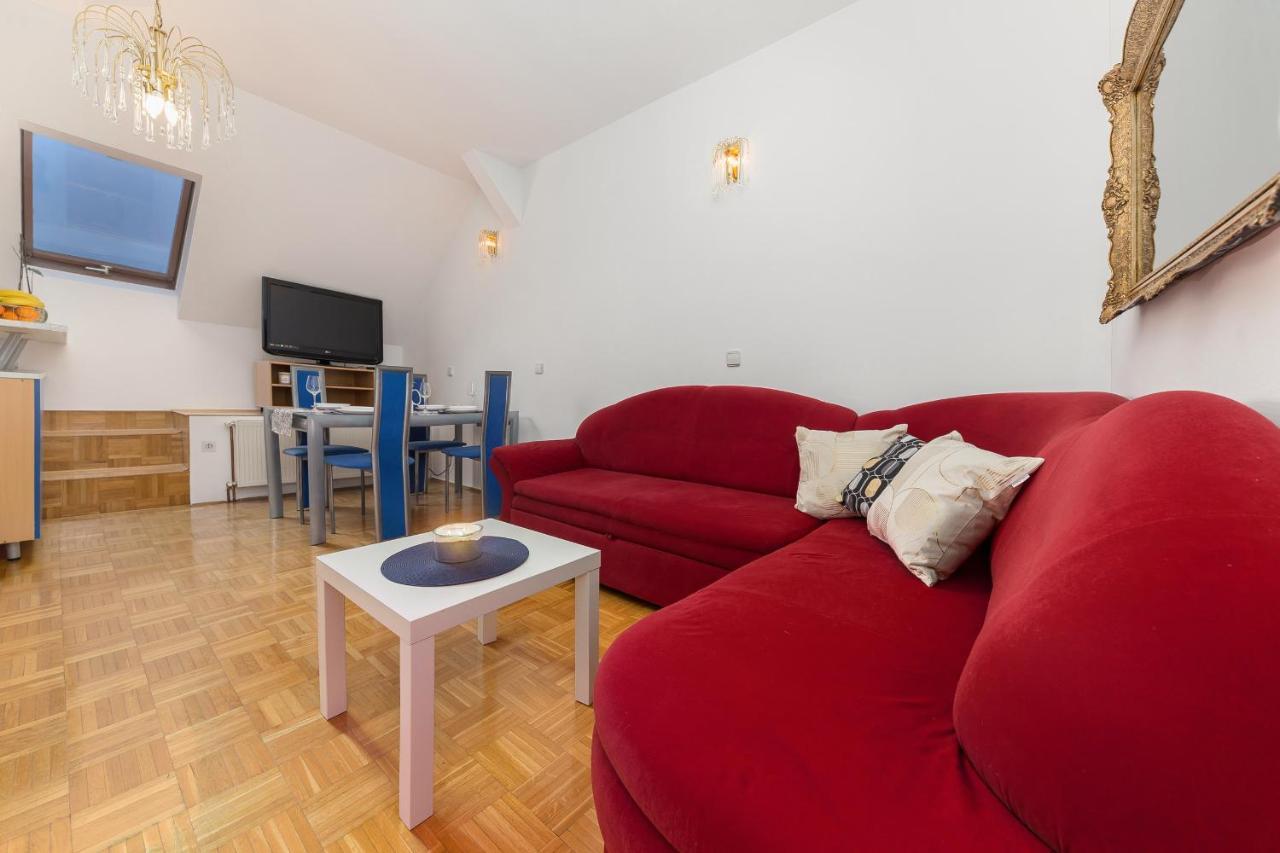 Apartma Lea Slovenj Gradec Esterno foto